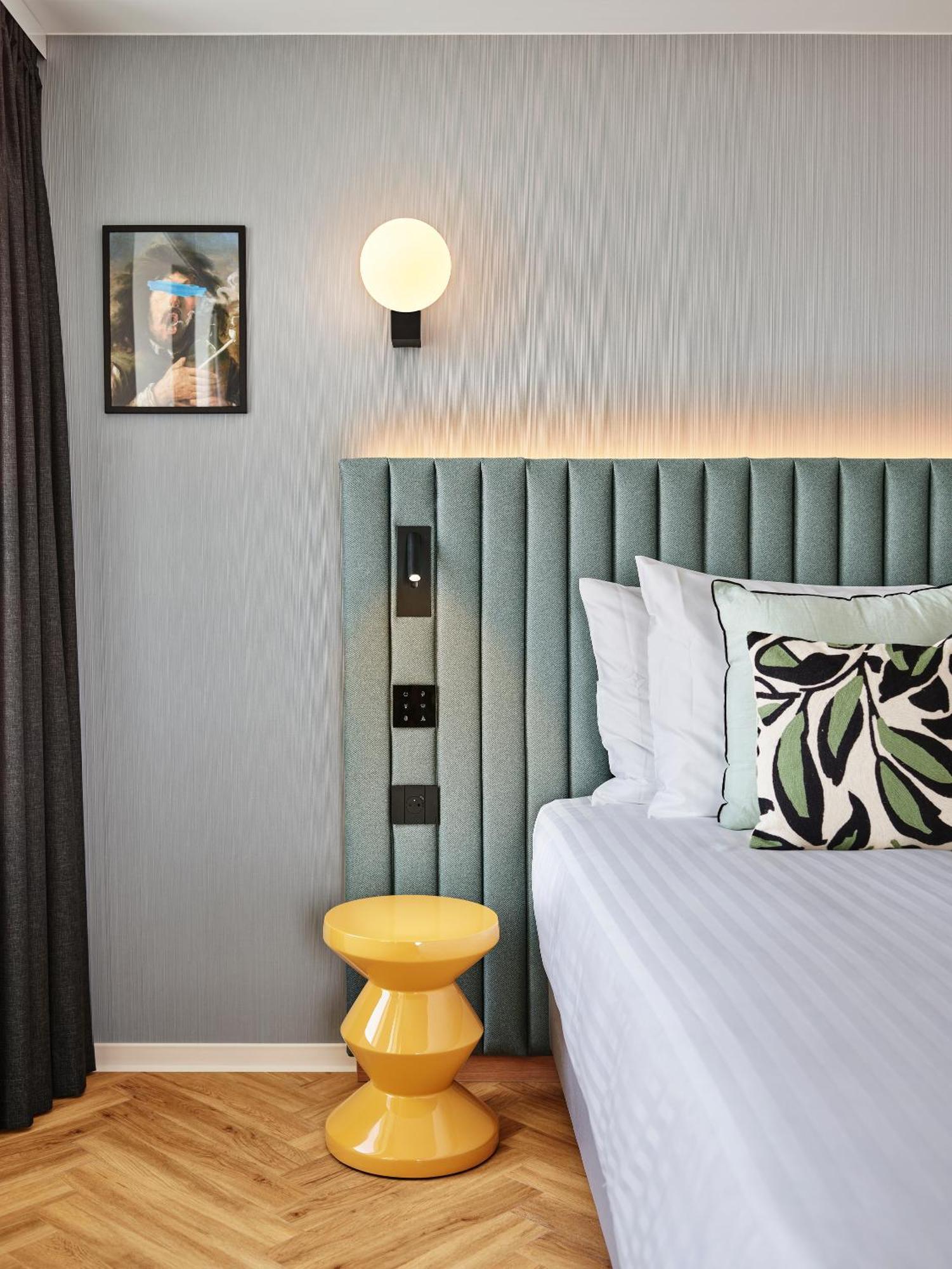 H4 Hotel Wyndham Paris Pleyel Resort Saint-Denis  Exterior photo