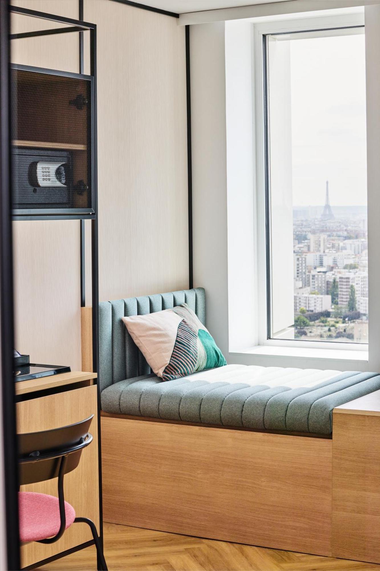 H4 Hotel Wyndham Paris Pleyel Resort Saint-Denis  Exterior photo